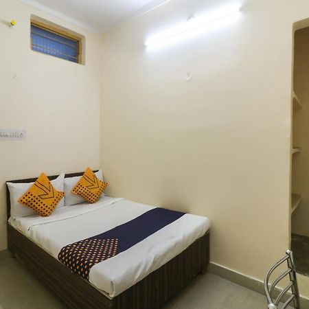 Spot On Negi Home Stay Dehradun Eksteriør bilde