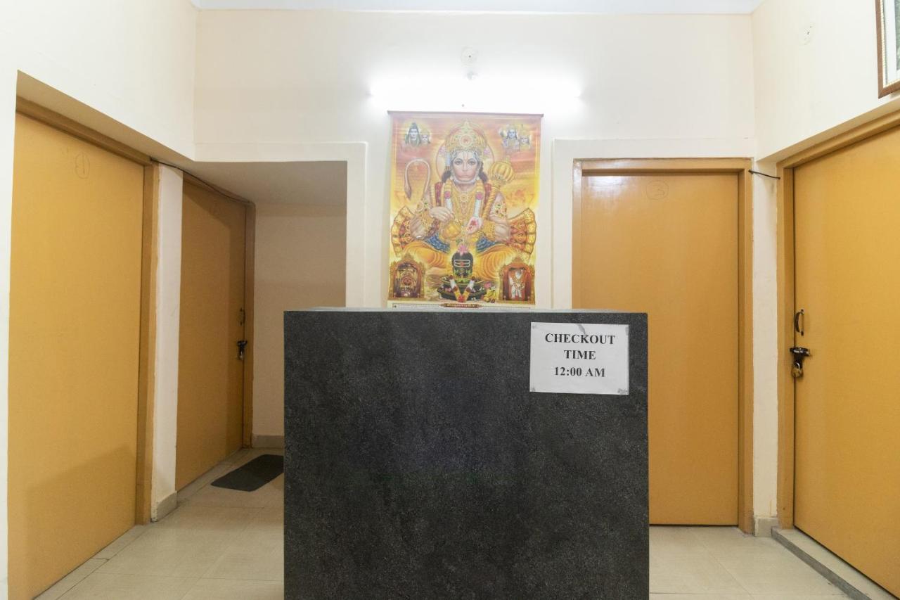 Spot On Negi Home Stay Dehradun Eksteriør bilde