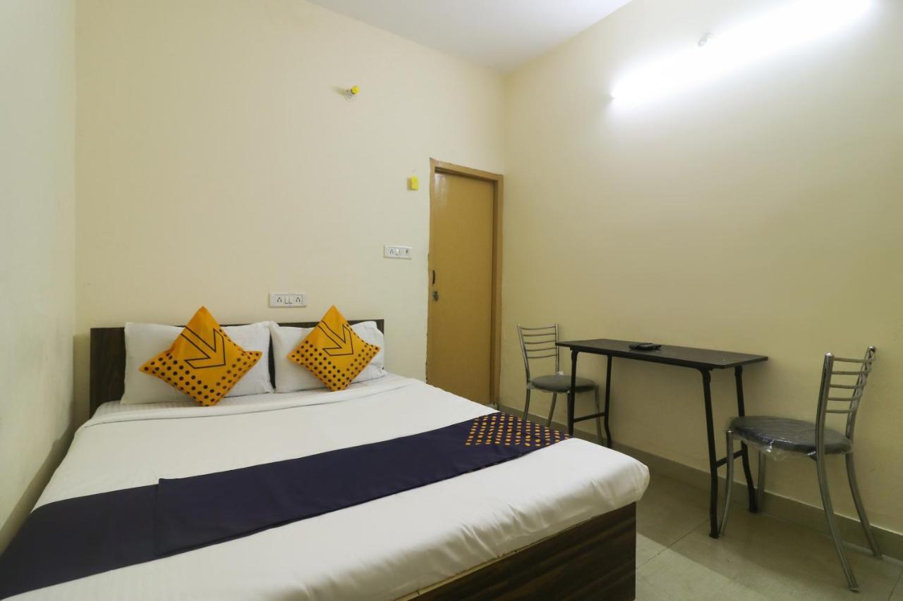 Spot On Negi Home Stay Dehradun Eksteriør bilde